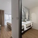 Sunday And 4* Спліт