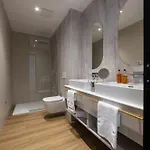 Sunday And Готель 4*
